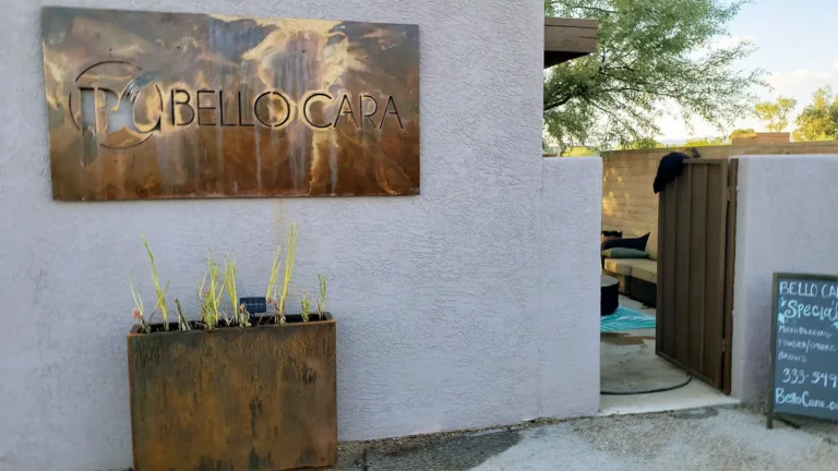 bello cara storefront